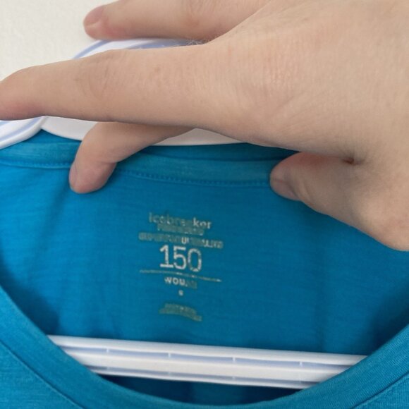 Icebreaker Women’s Merino Wool 150 Ultra fine Blue Floral Size Small - Picture 4 of 5